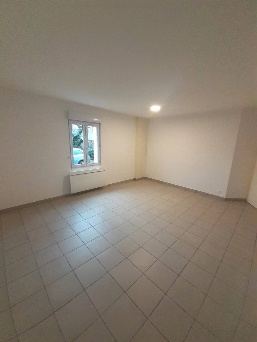 Maison à louer, 47m², Saint-Médard-en-Jalles