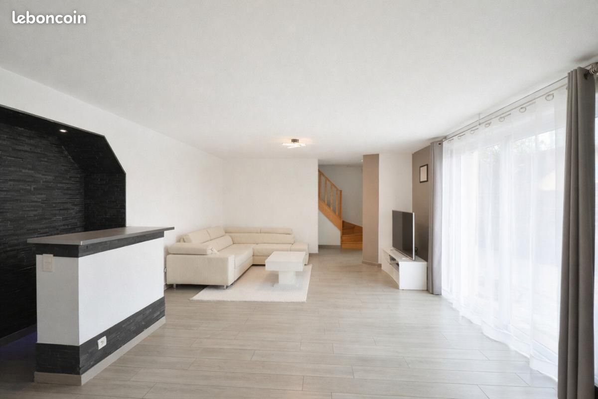 Maison à vendre, 113m², Arcey