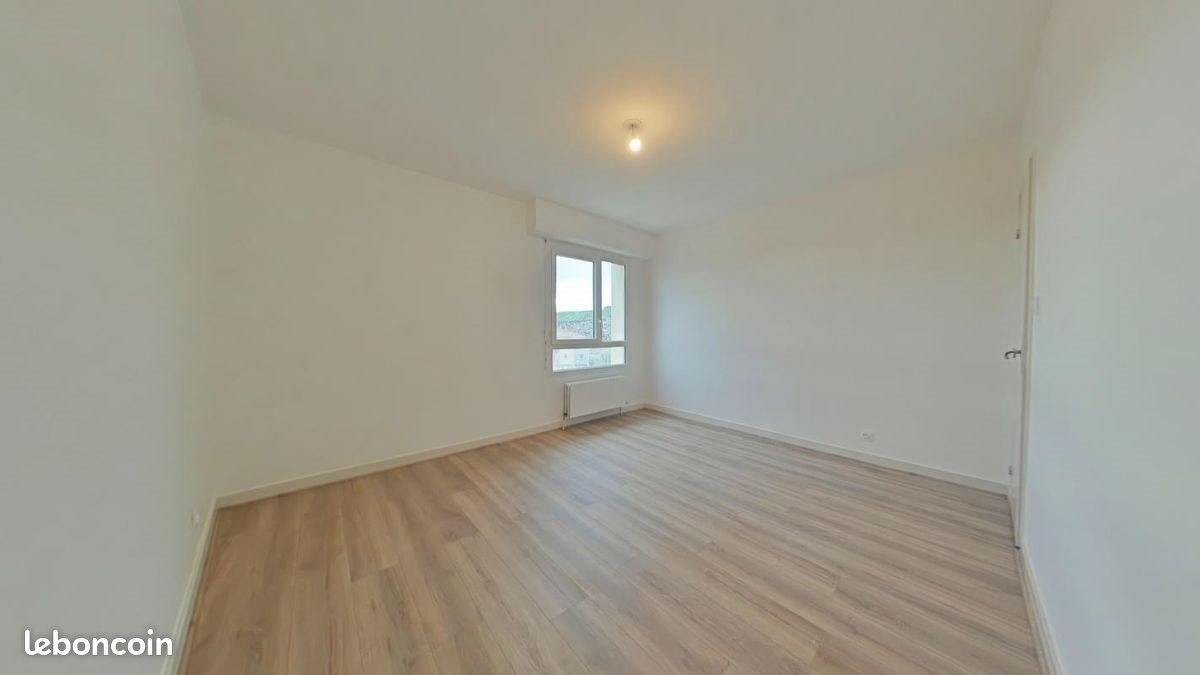 Appartement à louer, 76m², Saint-Genest-Lerpt