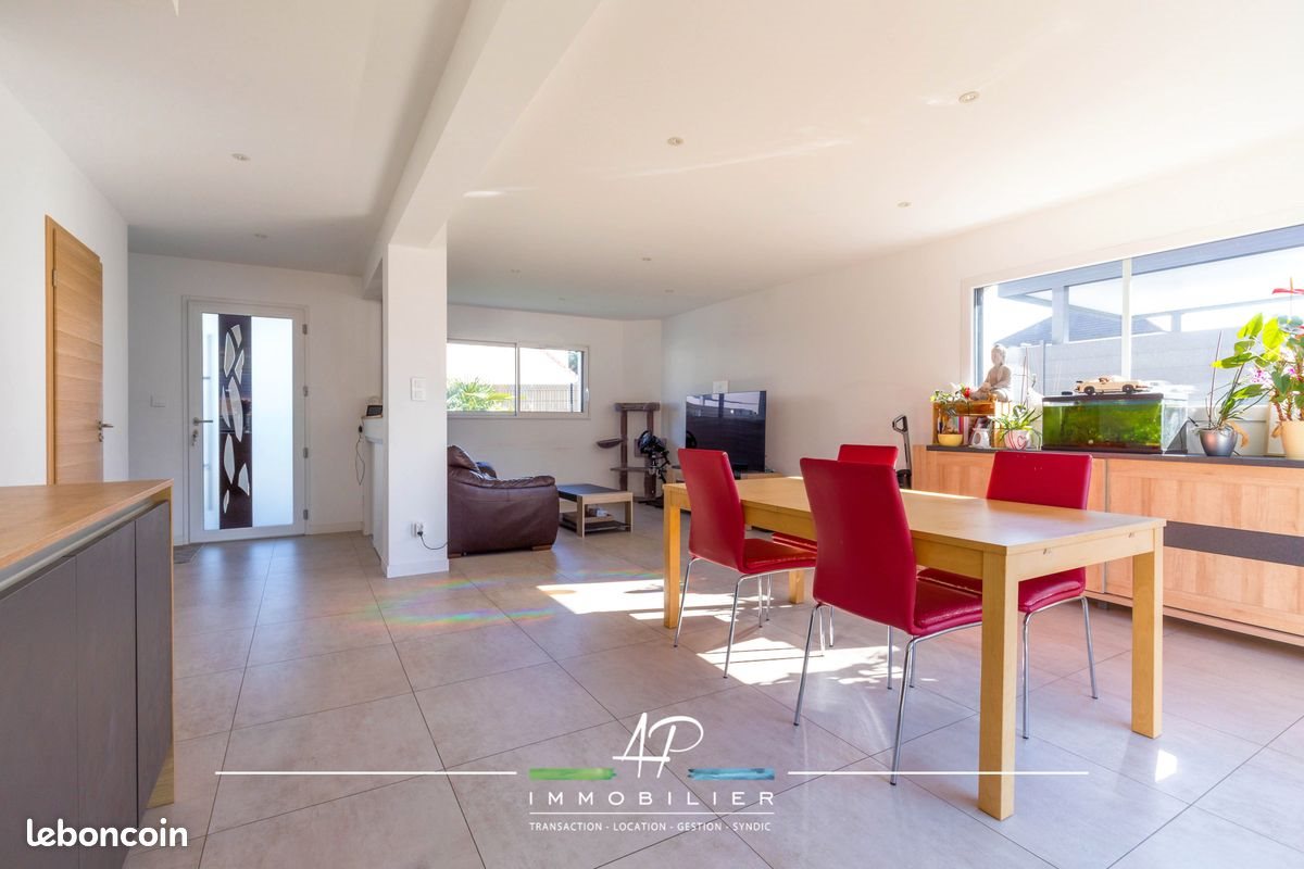 Maison à vendre, 137m², Saint-Julien