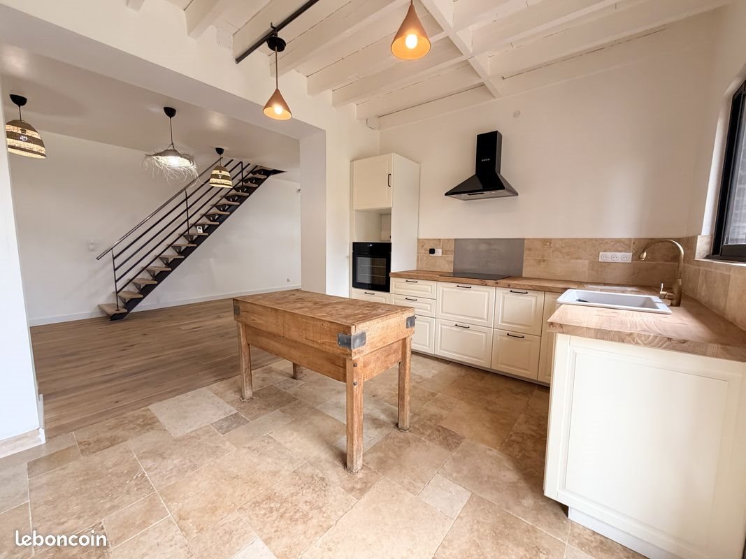 Maison à louer, 113m², Mouchin