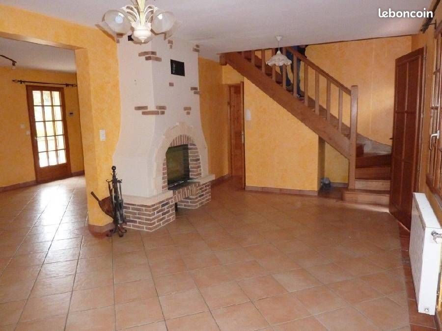 Maison à louer, 135m², Bézancourt