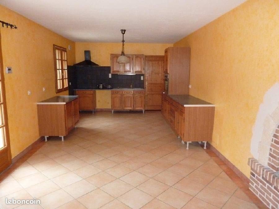 Maison à louer, 135m², Bézancourt