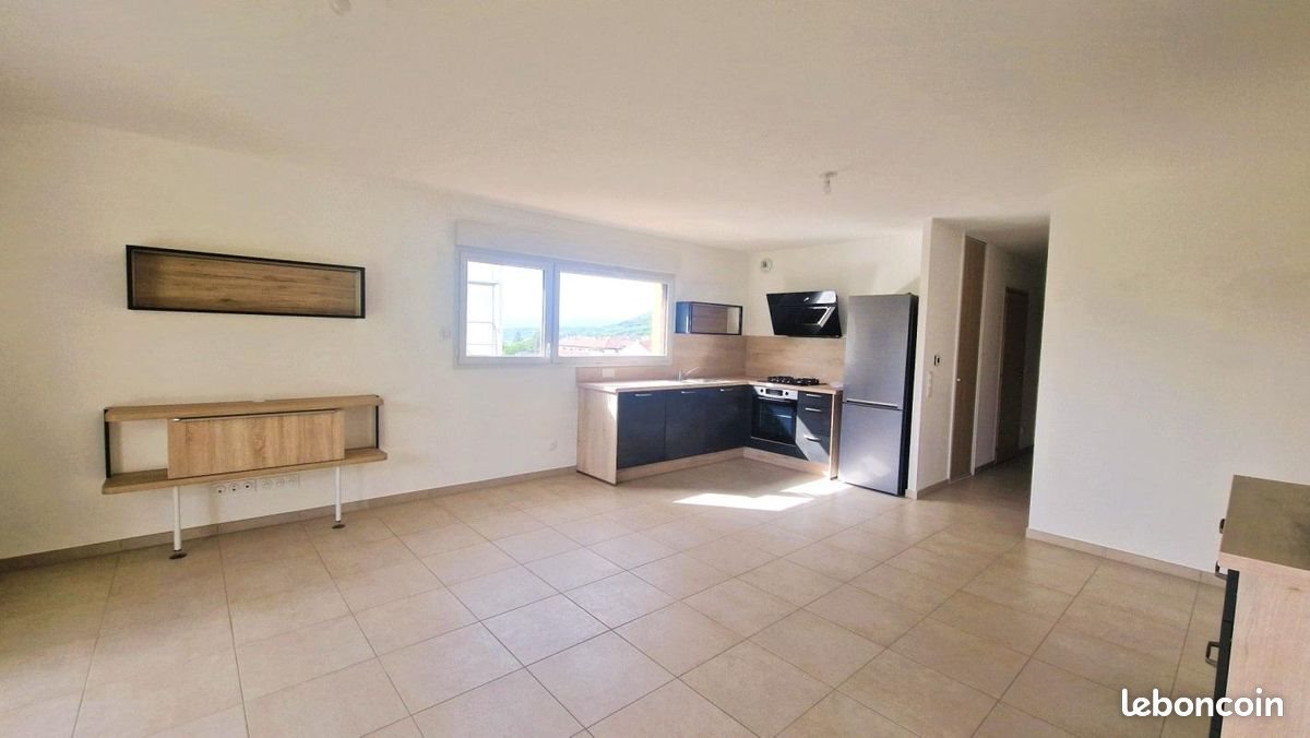 Appartement à louer, 69m², Cruseilles