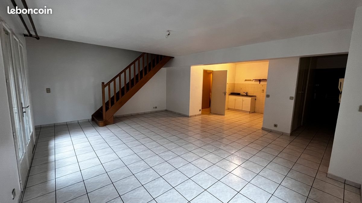 Appartement à louer, 87m², Arbois