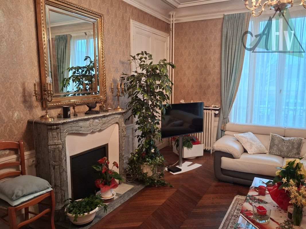 Maison à vendre, 214m², Nangis