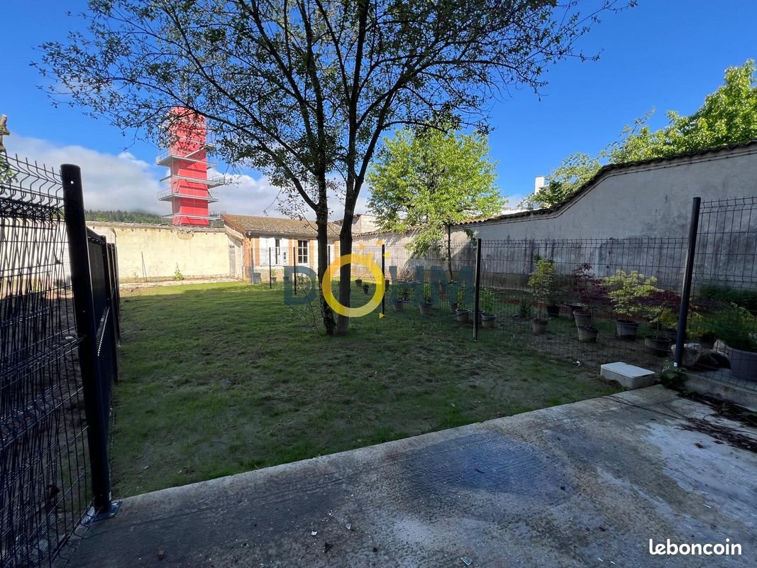 Appartement à louer, 35m², Ambert