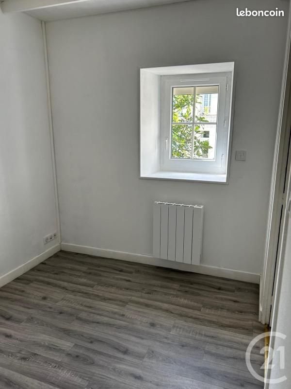 Maison à louer, 108m², Saintes