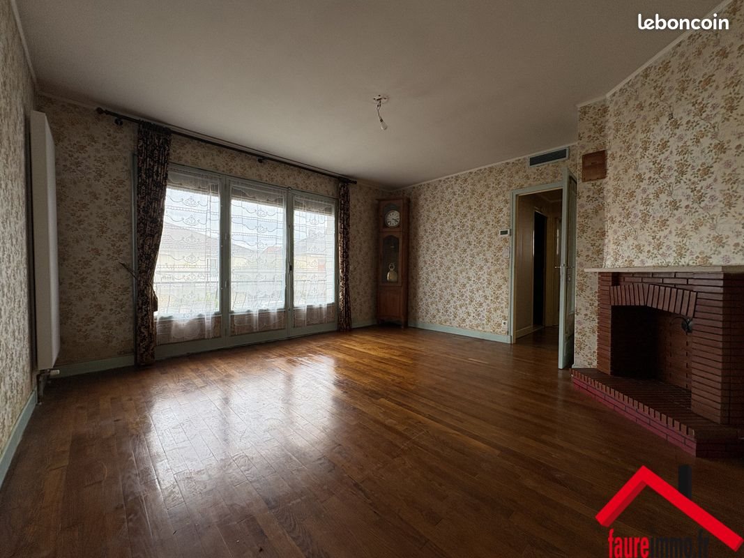 Maison à vendre, 71m², Saint-Pantaléon-de-Larche