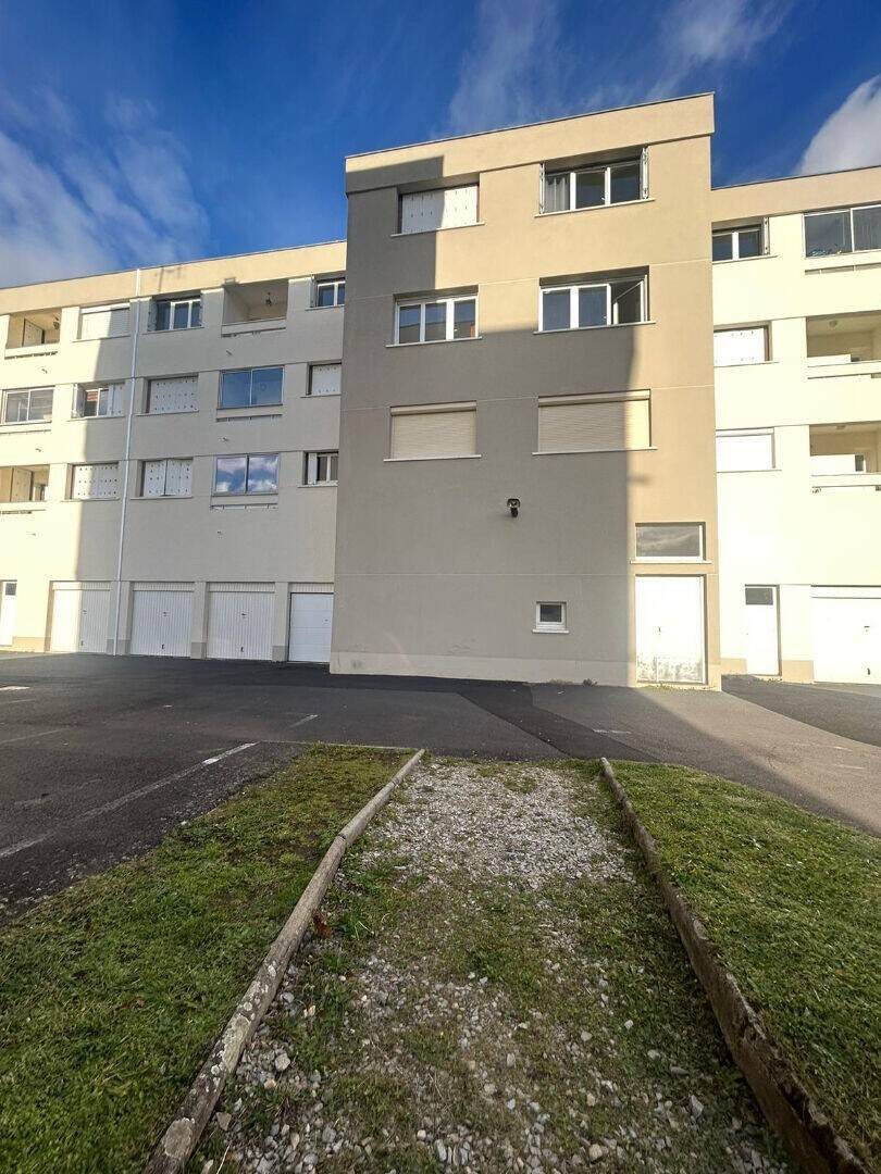 Appartement à vendre, 38m², Arpajon-sur-Cère