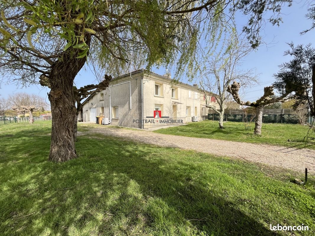 Maison à louer, 186m², Cézac