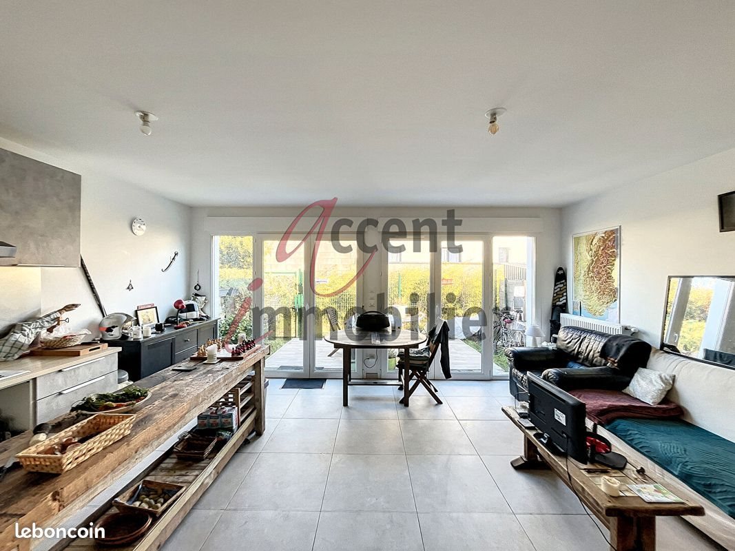 Maison à louer, 75m², Noves