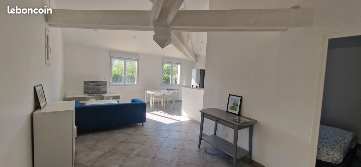 Appartement à louer, 54m², Trets