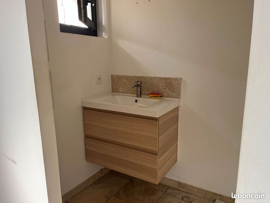 Appartement à louer, 50m², Eyguières