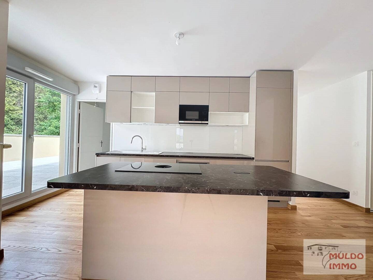 Appartement à louer, 84m², Neuville-sur-Saône