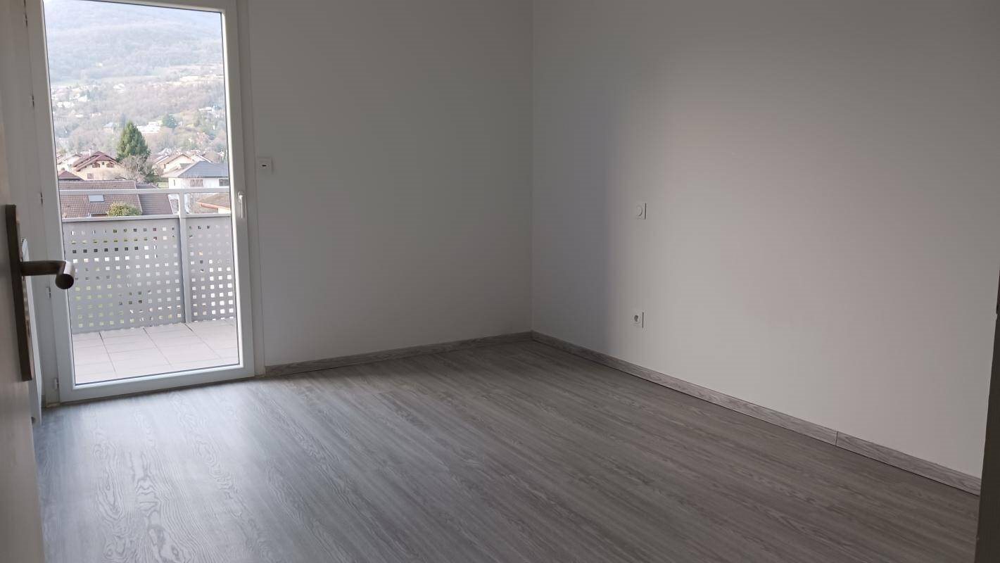 Appartement à louer, 43m², Barby