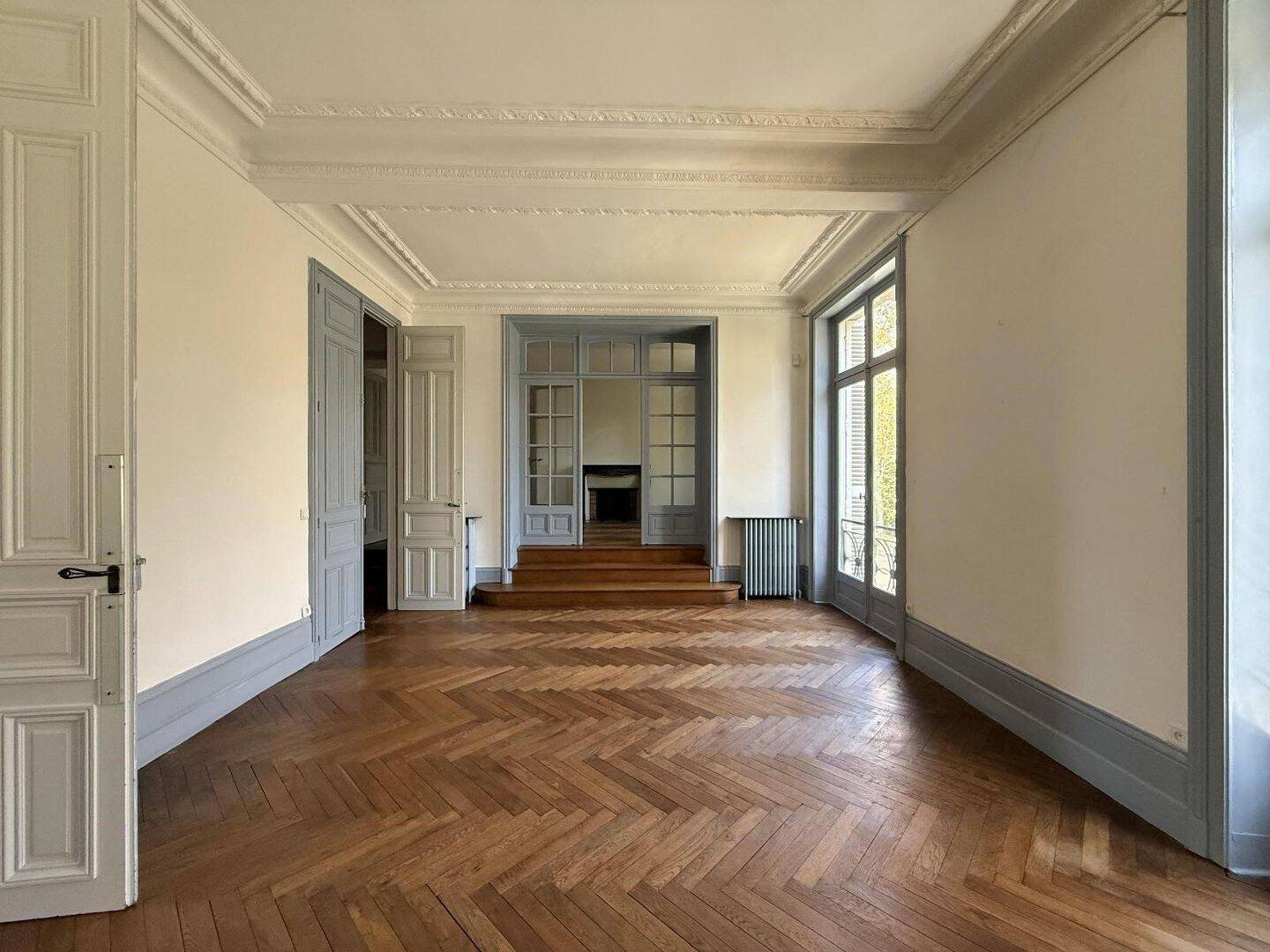 Maison à louer, 315m², Angers