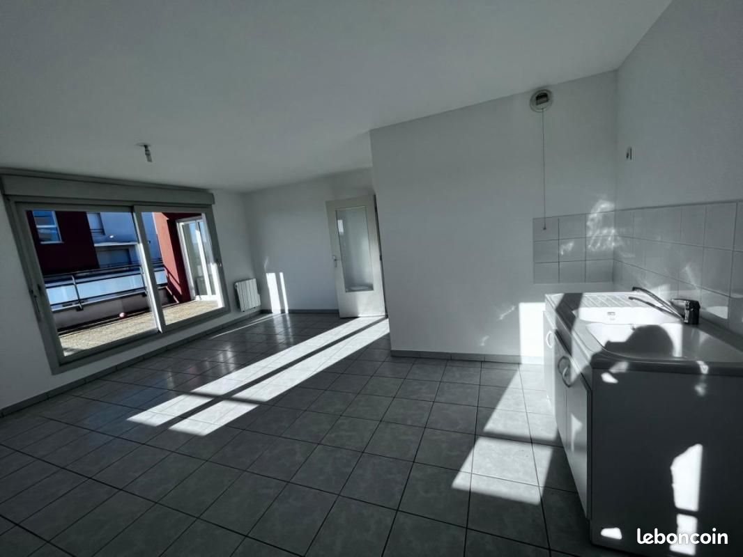 Appartement à louer, 55m², L'Isle-d'Abeau