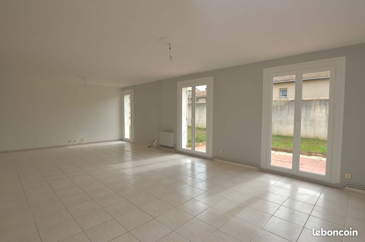 Maison à louer, 105m², Vauvert