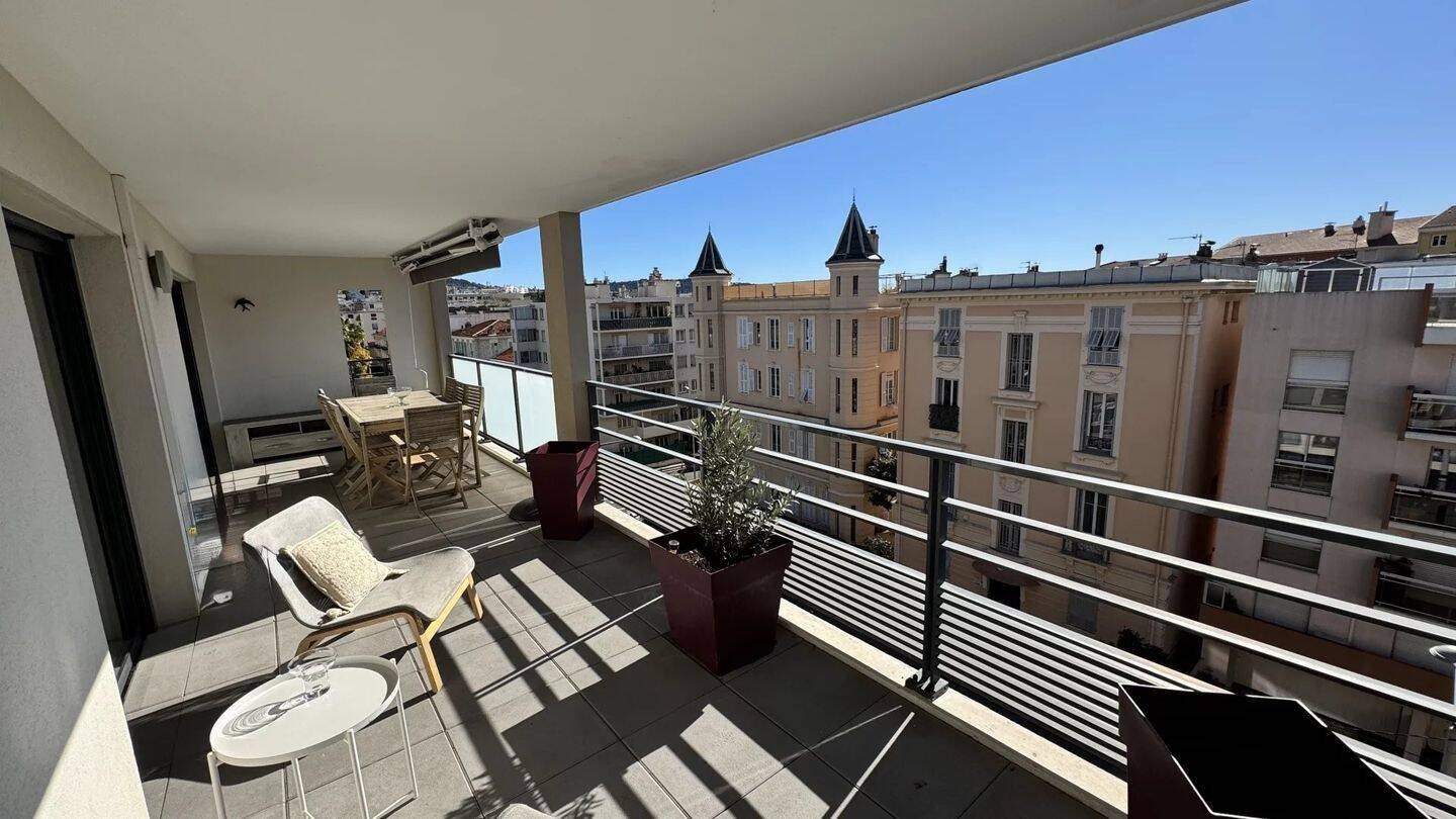 Appartement à louer, 60m², Belvédère