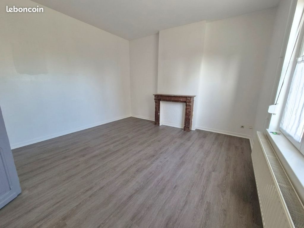 Maison à louer, 90m², Mametz