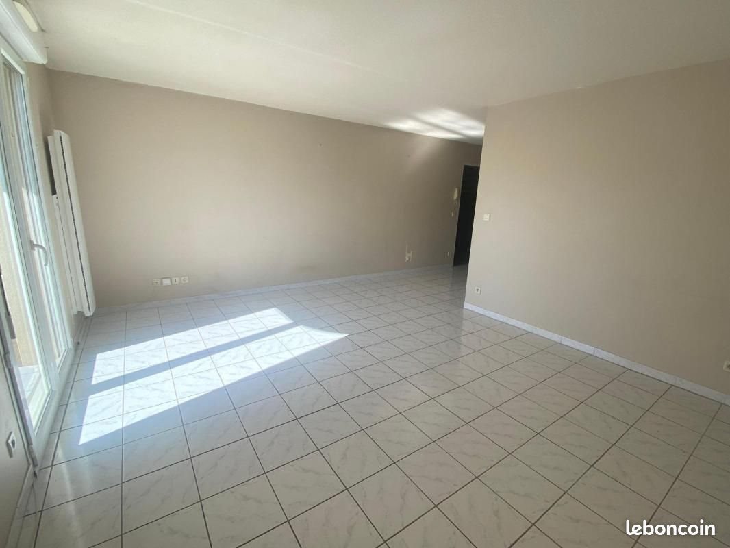 Appartement à louer, 48m², Portes-lès-Valence