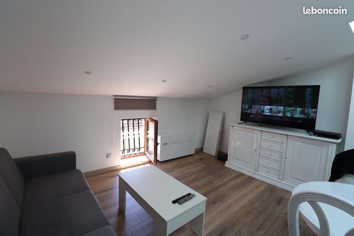 Appartement à louer, 27m², Crémieu