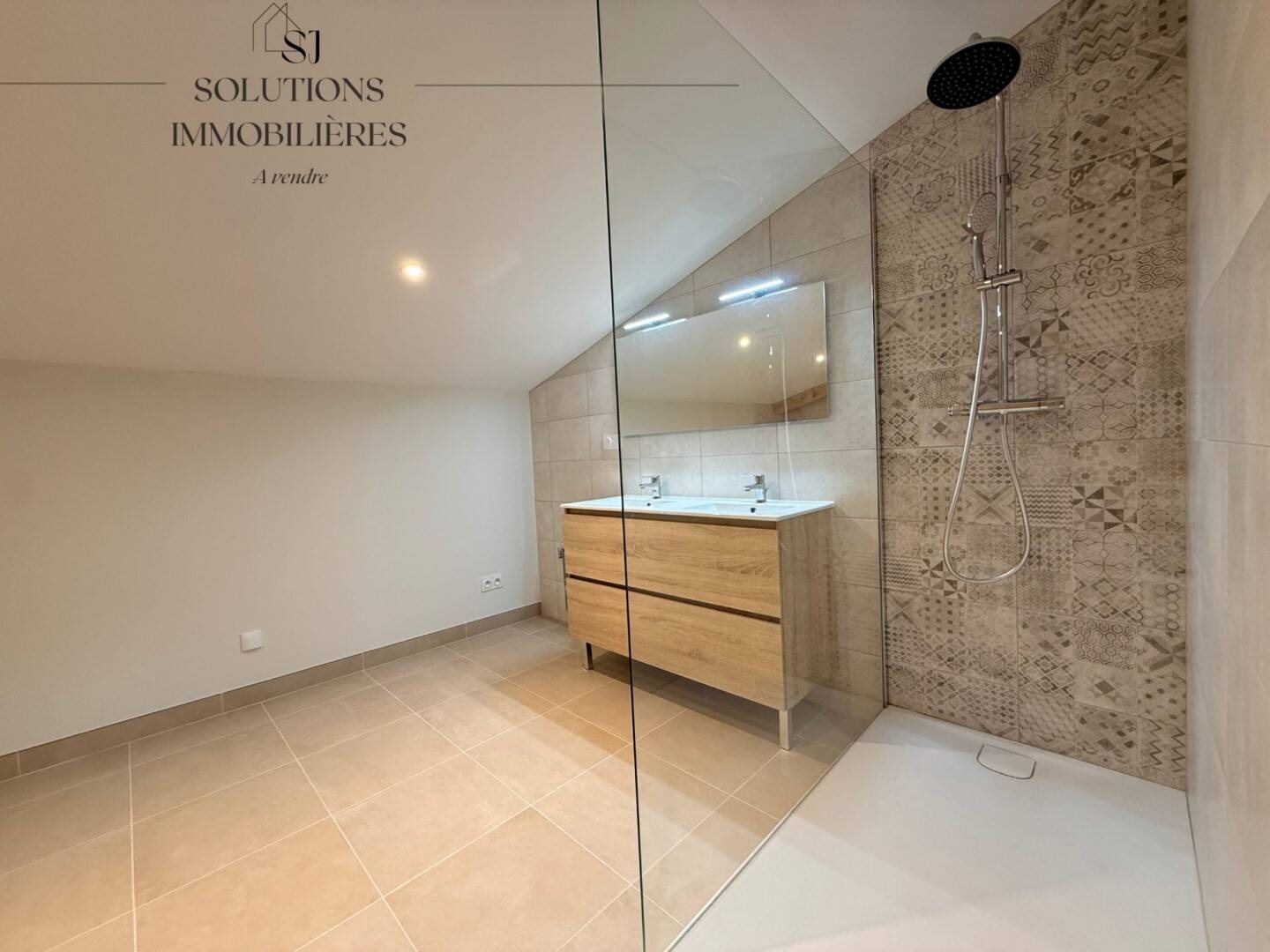 Maison à vendre, 99m², Saint-Alban-du-Rhône