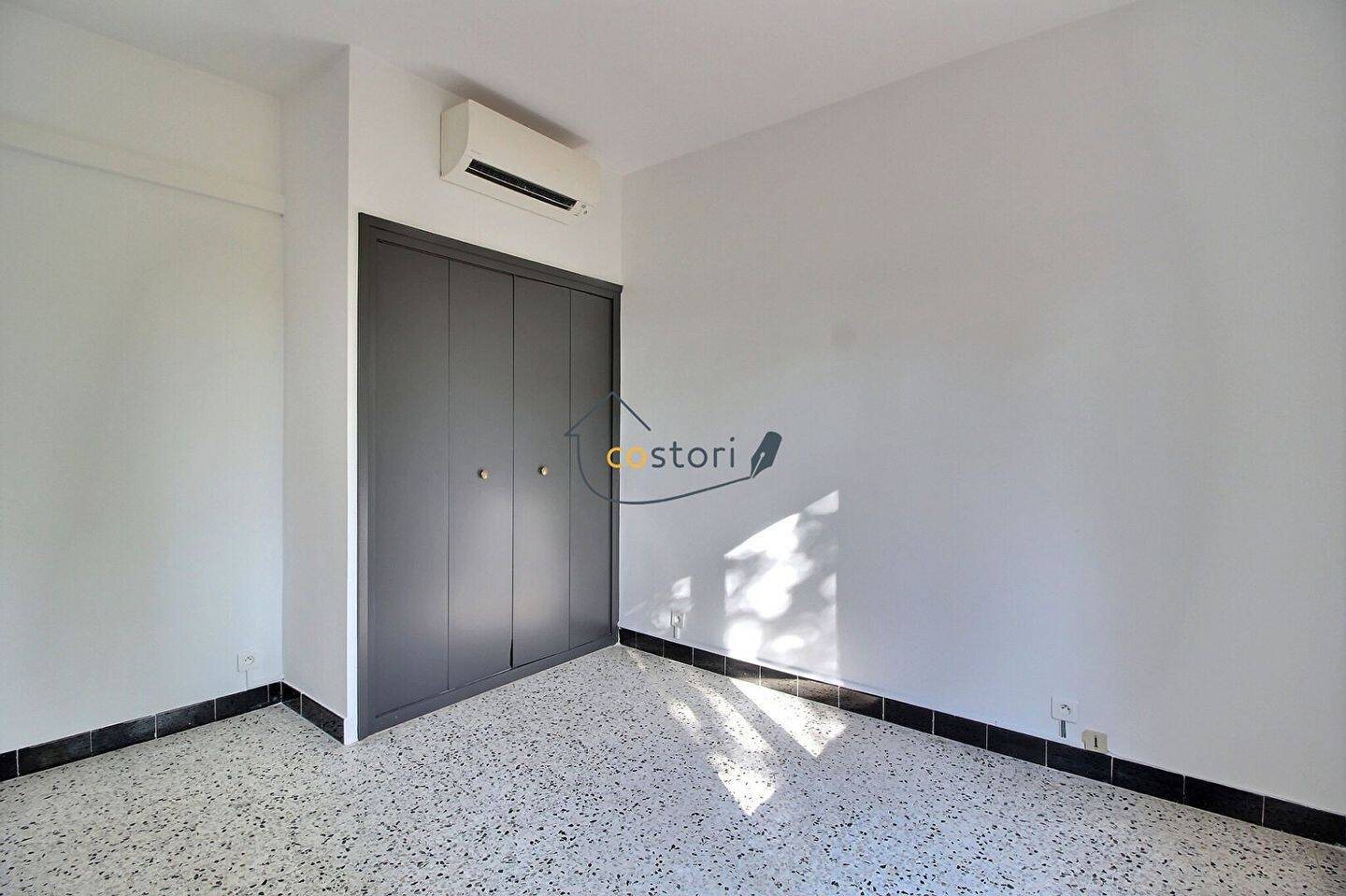 Maison à louer, 97m², Trans-en-Provence