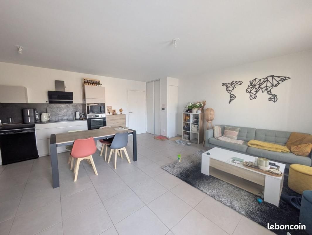 Appartement à louer, 67m², Les Roches-de-Condrieu