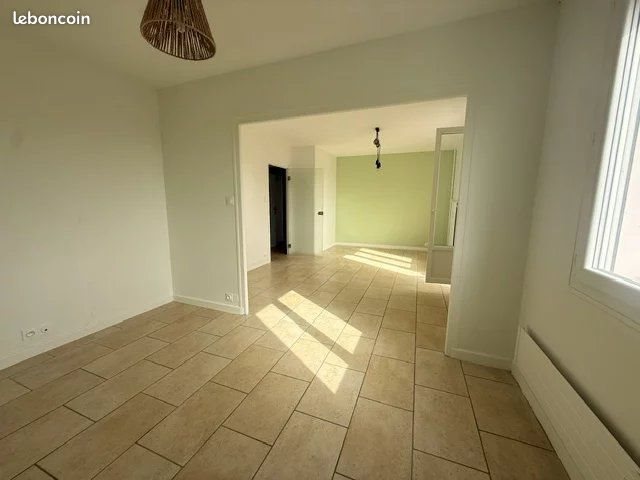 Appartement à louer, 87m², Varennes-Vauzelles
