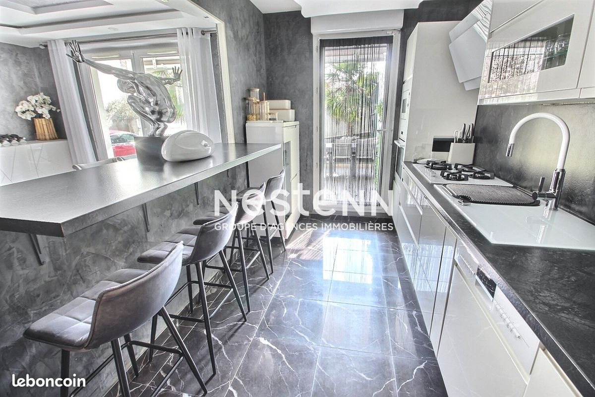 Appartement à vendre, 67m², Saint-Fons