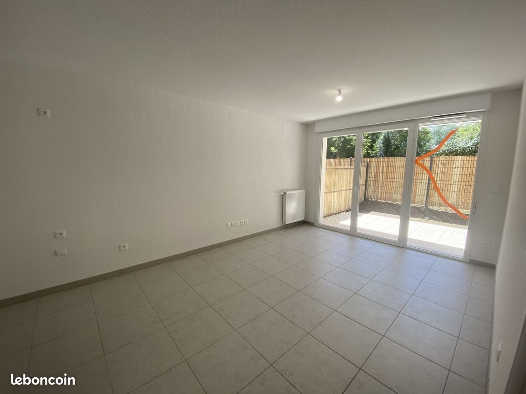 Appartement à louer, 40m², Saint-Loup-Cammas