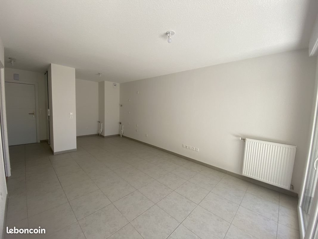 Appartement à louer, 40m², Saint-Loup-Cammas
