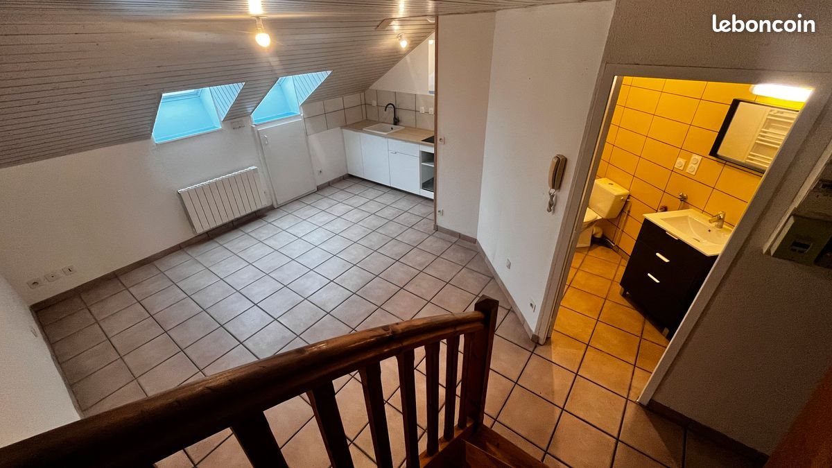 Appartement à louer, 27m², Villette-lès-Arbois