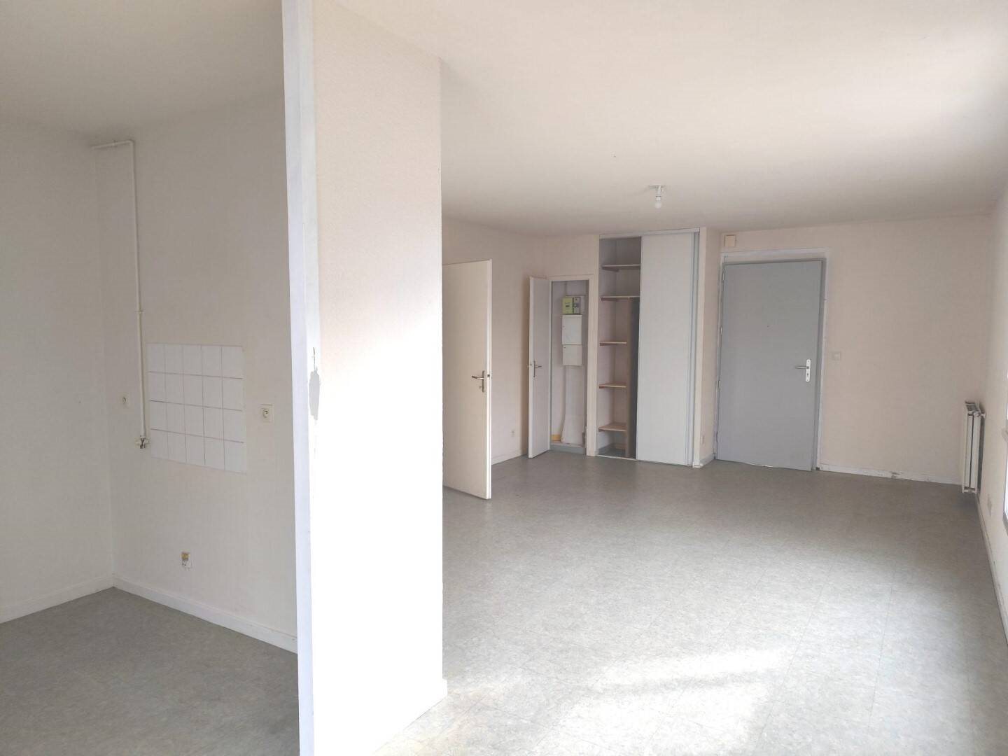 Appartement à vendre, 65m², Anneyron
