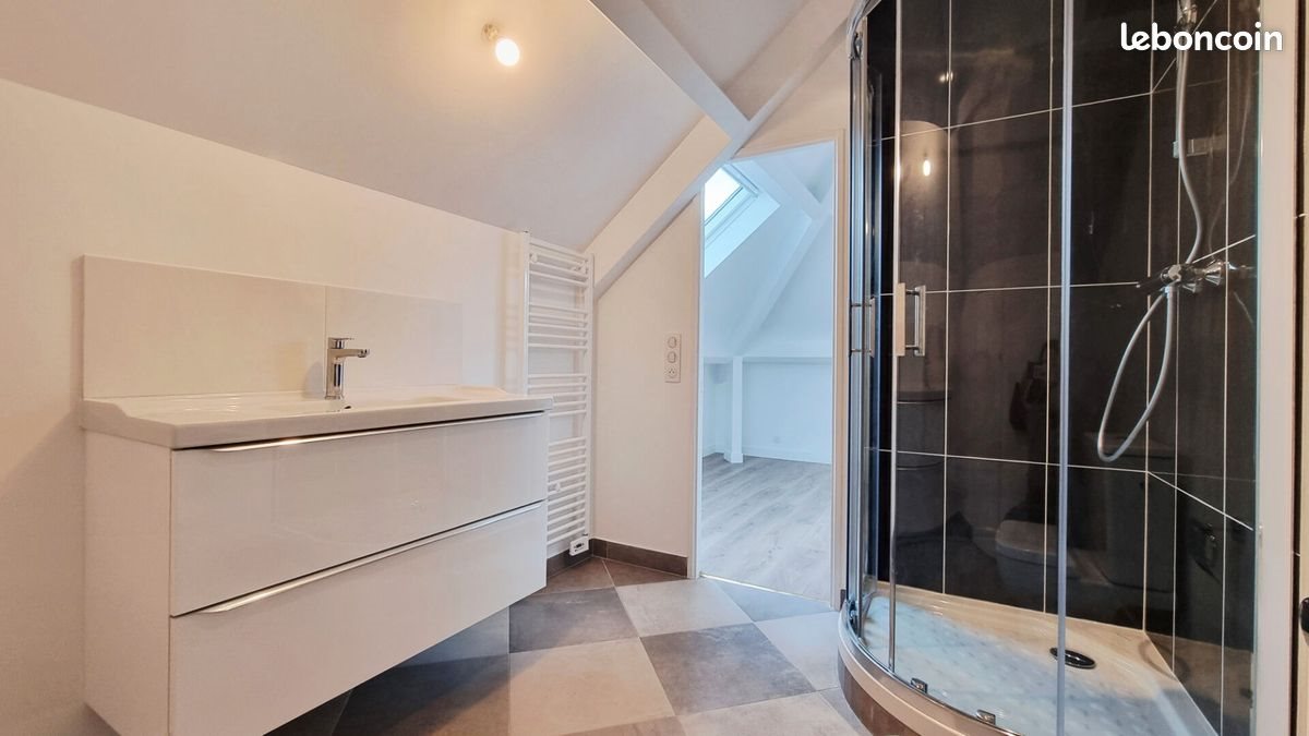 Maison à louer, 225m², Le Mesnil-le-Roi