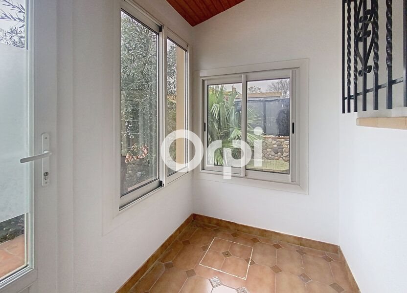 Maison à louer, 116m², Pollestres