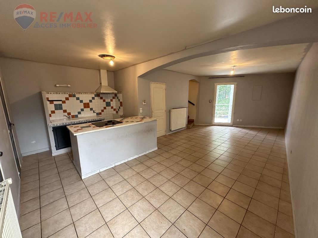 Appartement à louer, 67m², Trèbes