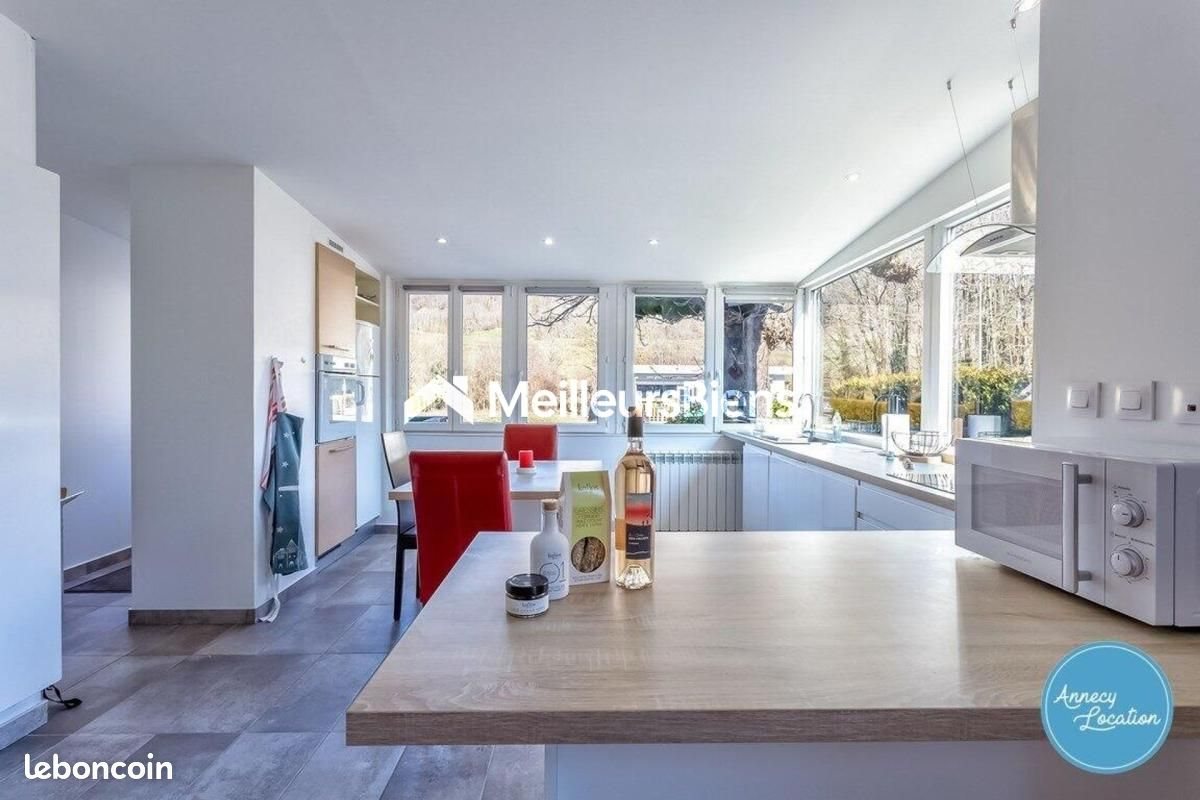 Appartement à louer, 100m², Talloires