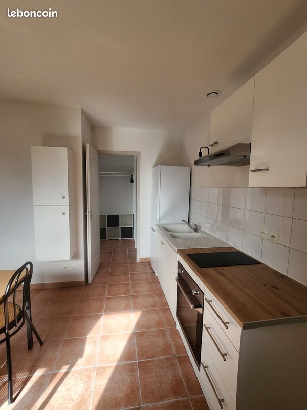 Appartement à louer, 29m², Chavanoz