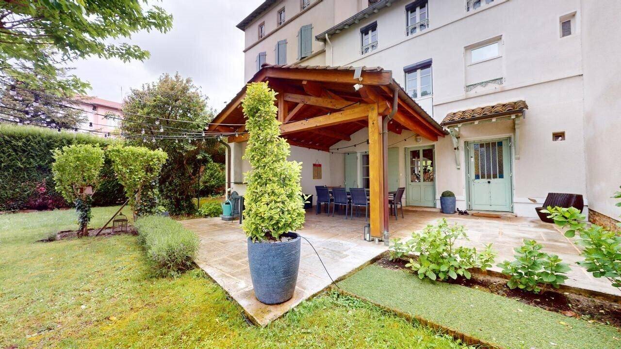 Maison à louer, 142m², Fleurieu-sur-Saône