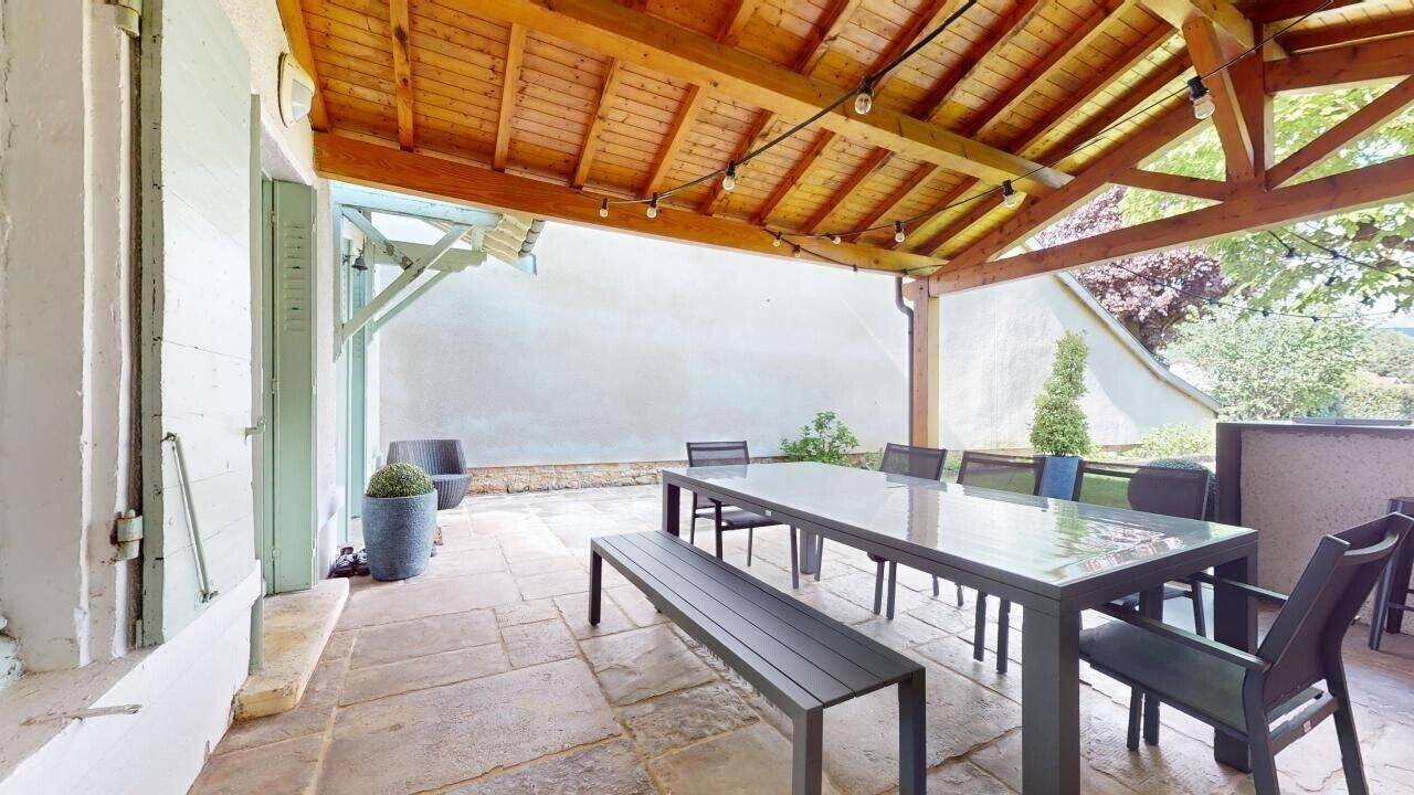 Maison à louer, 142m², Fleurieu-sur-Saône