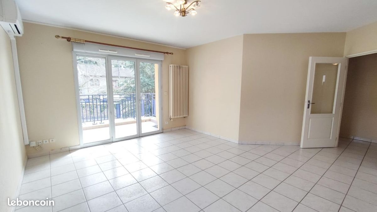 Appartement à louer, 73m², Crémieu