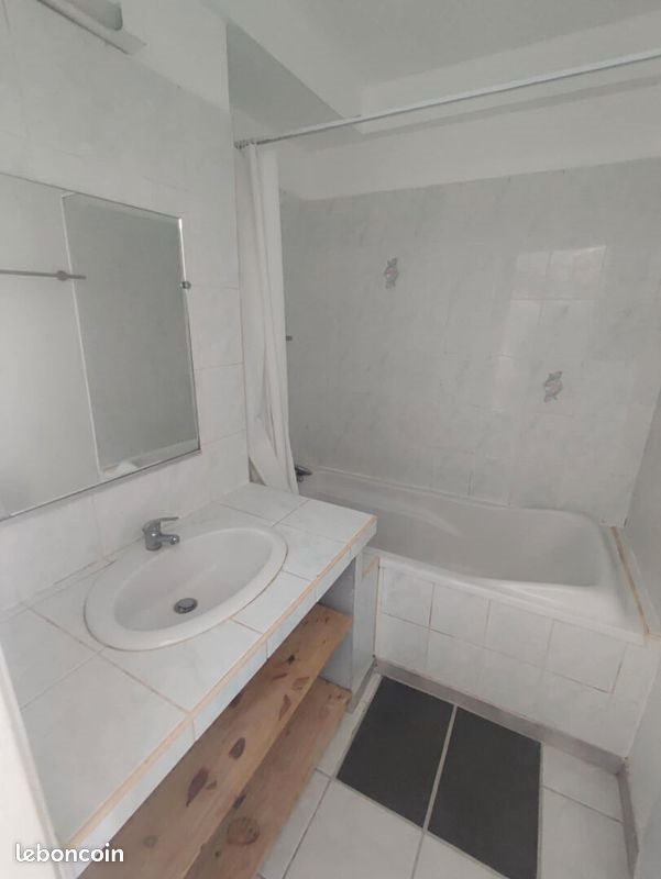 Appartement à louer, 60m², Alixan