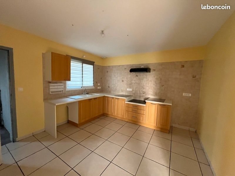 Maison à louer, 110m², Carresse-Cassaber