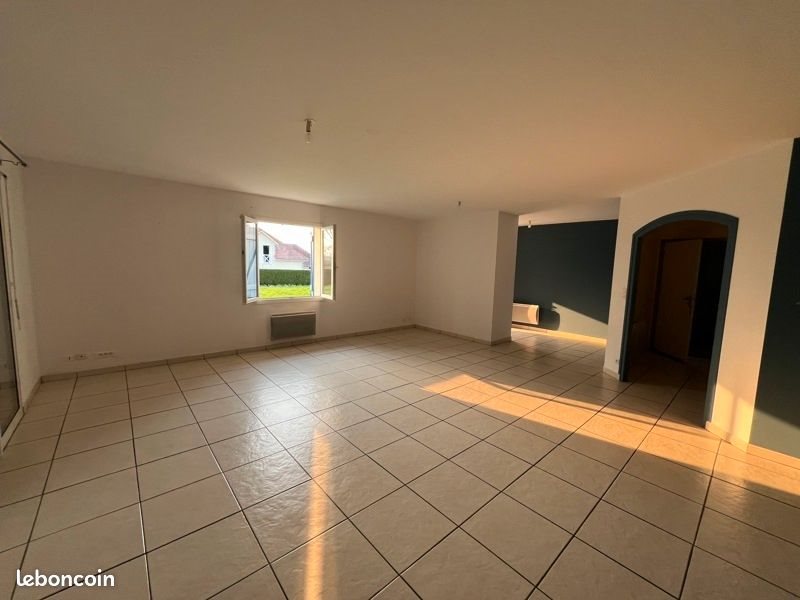 Maison à louer, 110m², Carresse-Cassaber