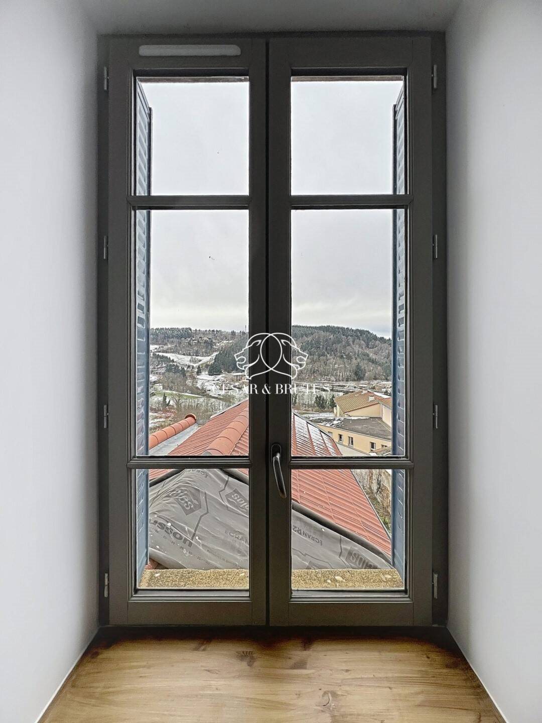Appartement à louer, 43m², Saint-Vincent-de-Reins