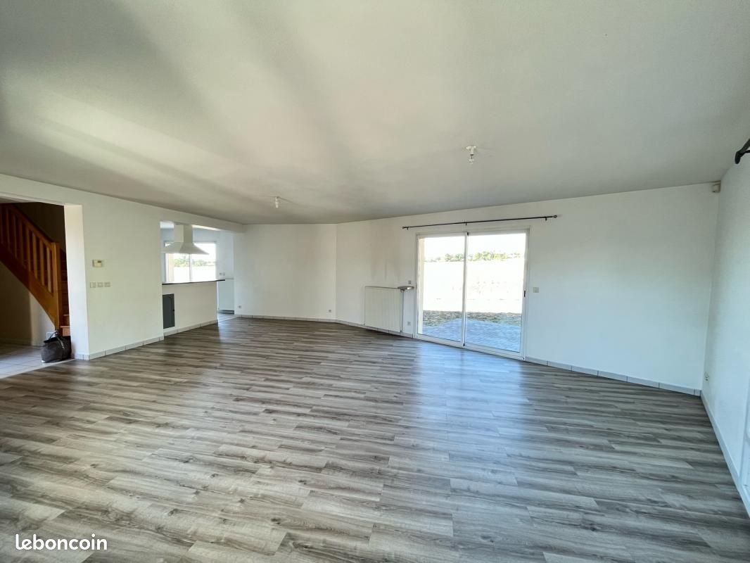 Maison à louer, 136m², Saint-Galmier