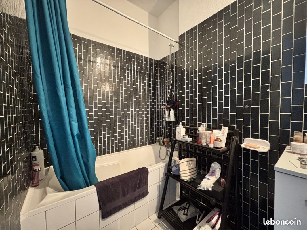 Appartement à louer, 115m², Solignac